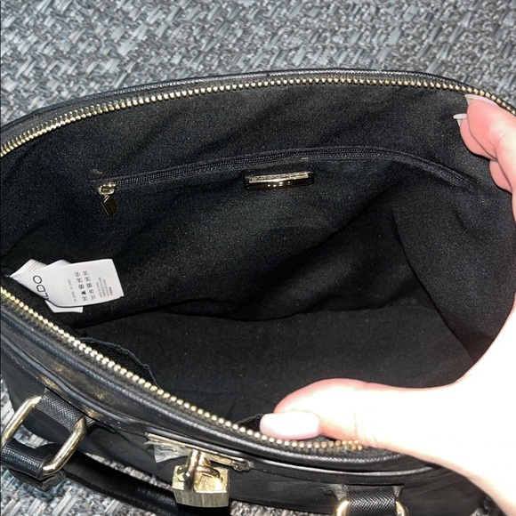 Aldo | Black With Gold Accents Purse - Picture 4 of 12